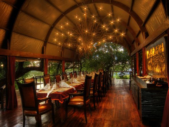 Shinde Camp - Dining
